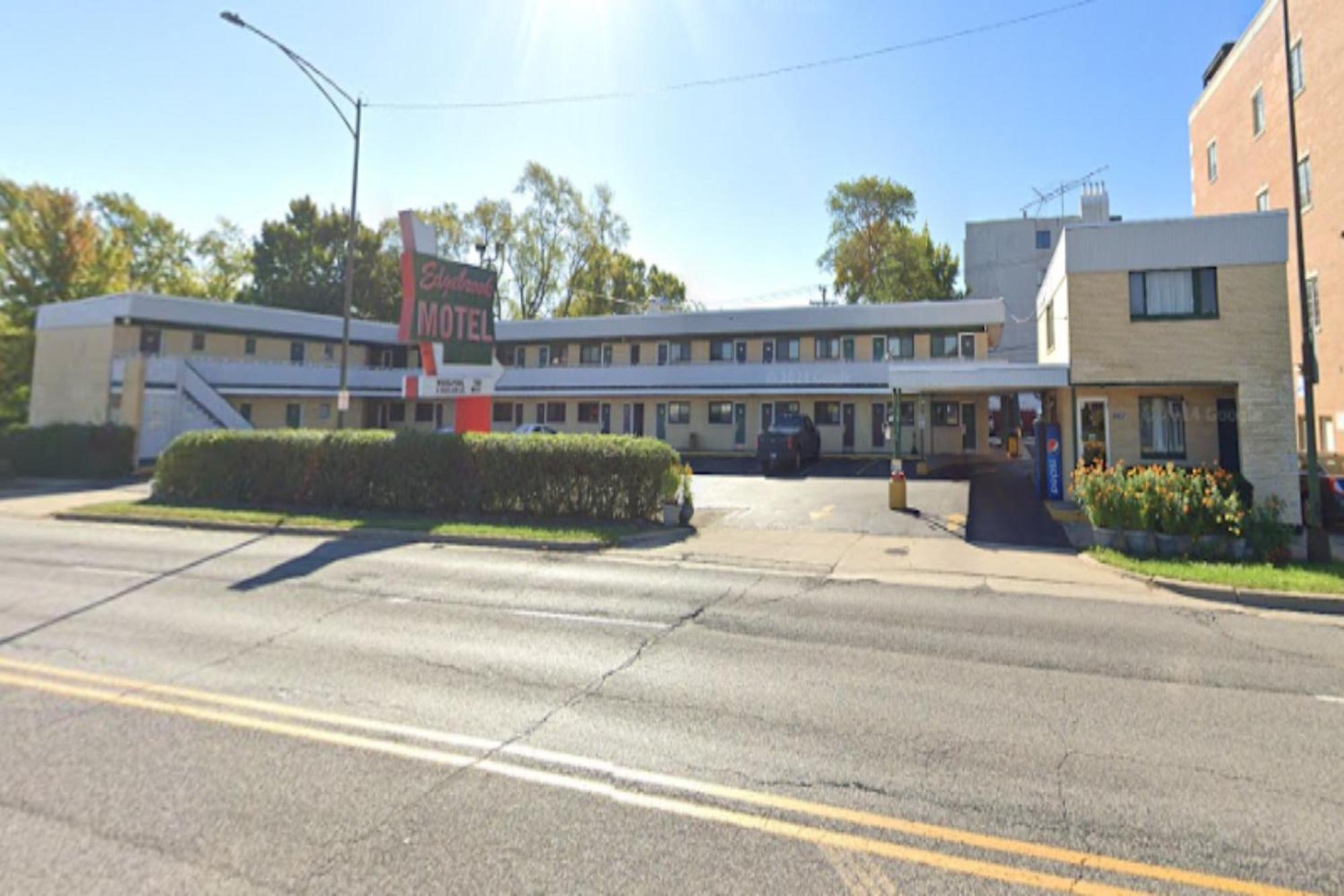 Oyo Hotel Edgebrook Chicago North Shore Экстерьер фото