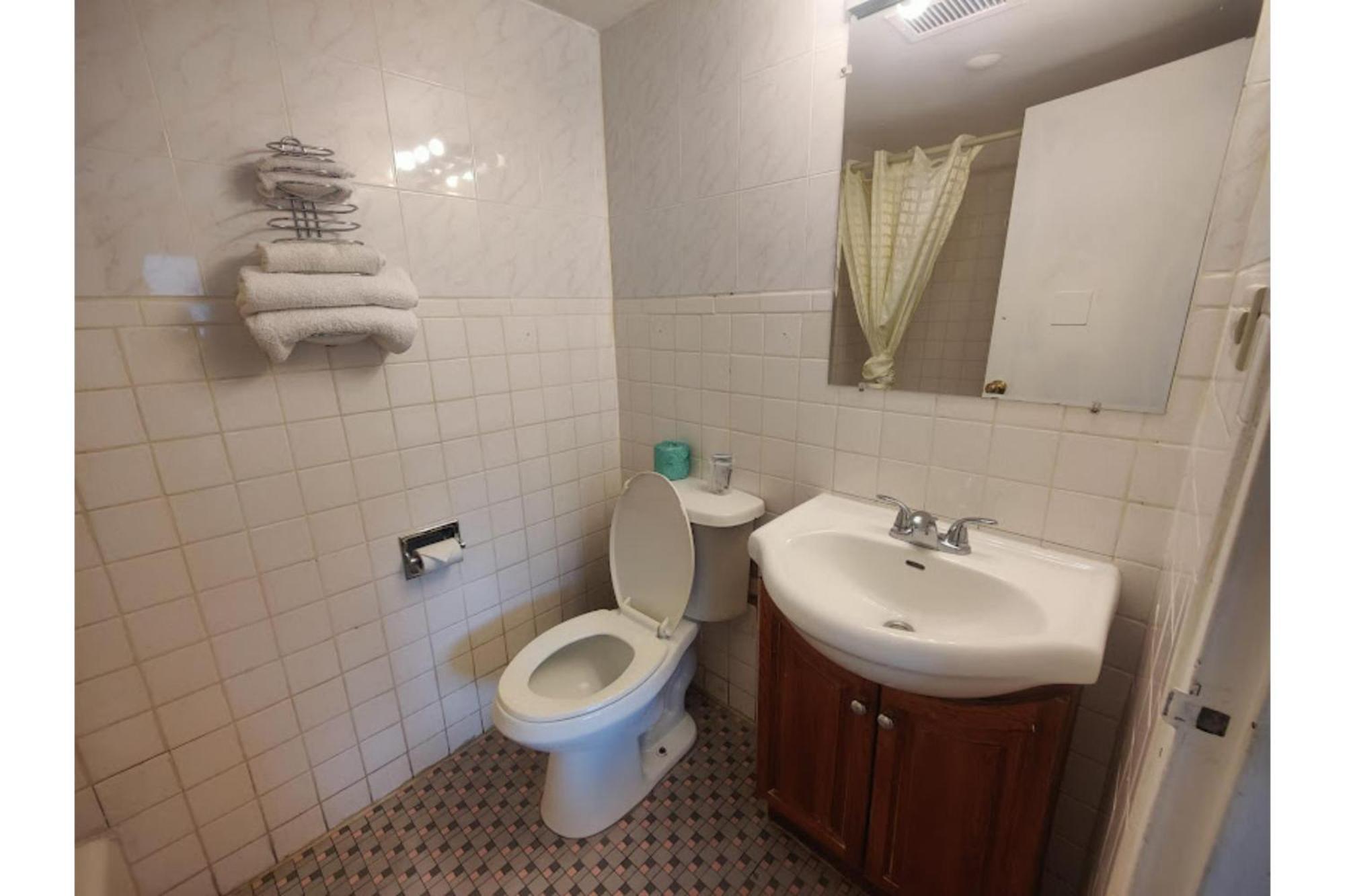 Oyo Hotel Edgebrook Chicago North Shore Экстерьер фото